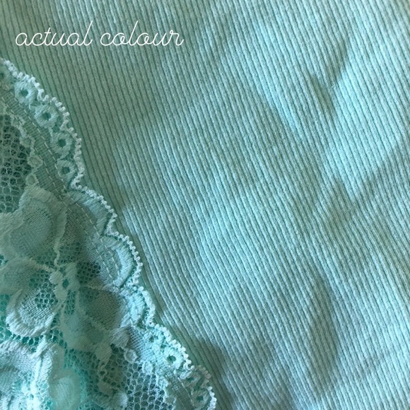 🔥 Hollister Lace Back Mint Tank - Picture 6 of 6